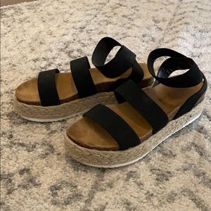Steve Madden Platform Sandals Gently worn